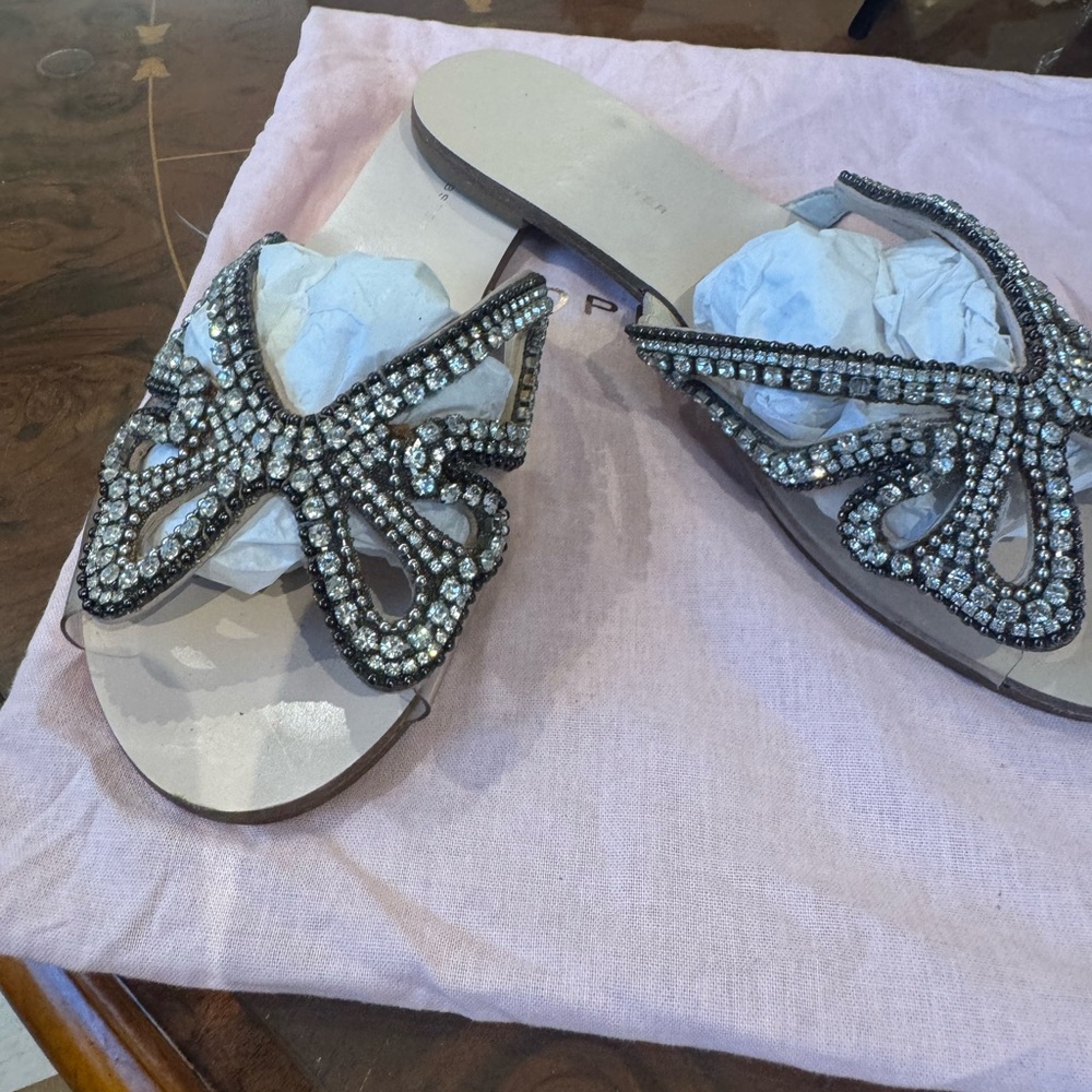 Sophia Webster Black Sandals with Gold and Pearl Butterfly Appliques - Picture 7 of 15